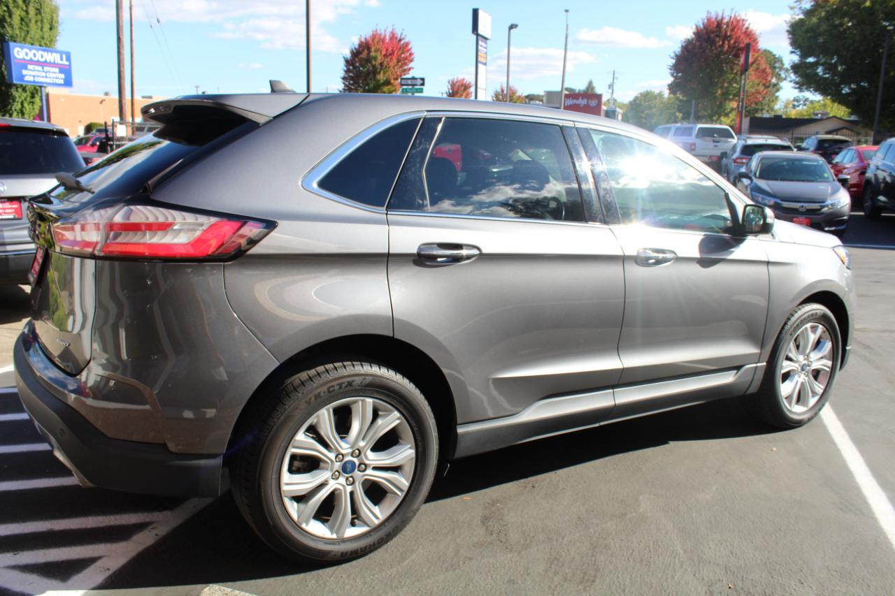 Ford Edge Titanium AWD 2022