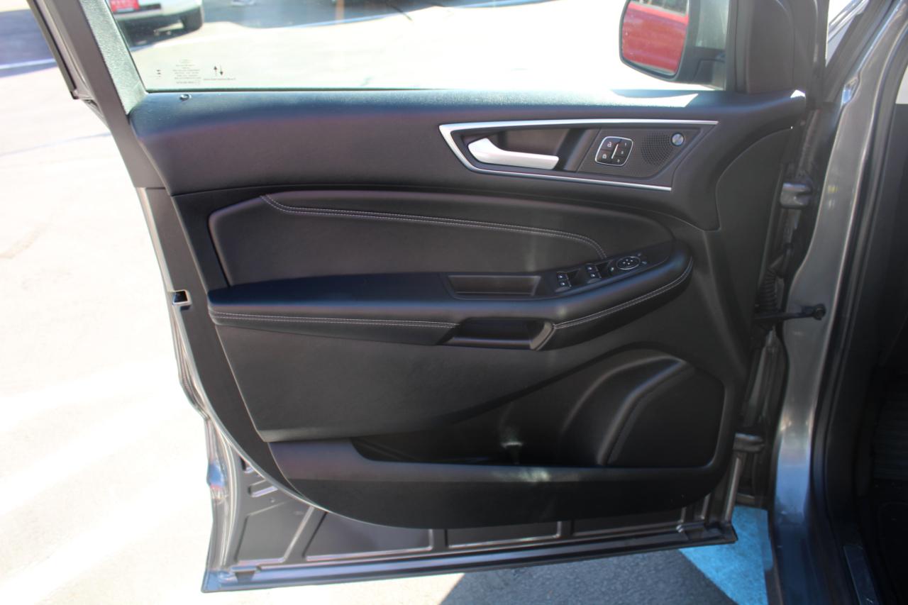 Ford Edge Titanium AWD 2022