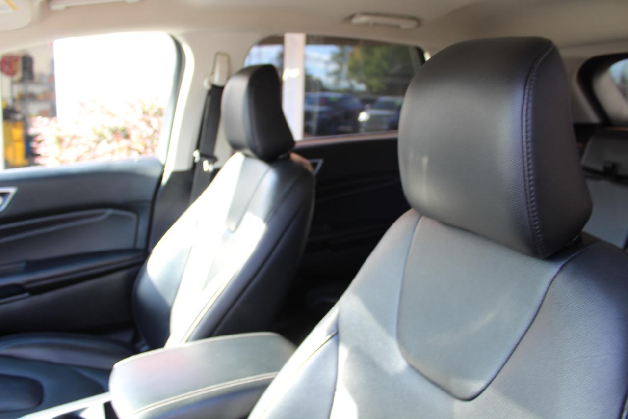 Ford Edge Titanium AWD 2022