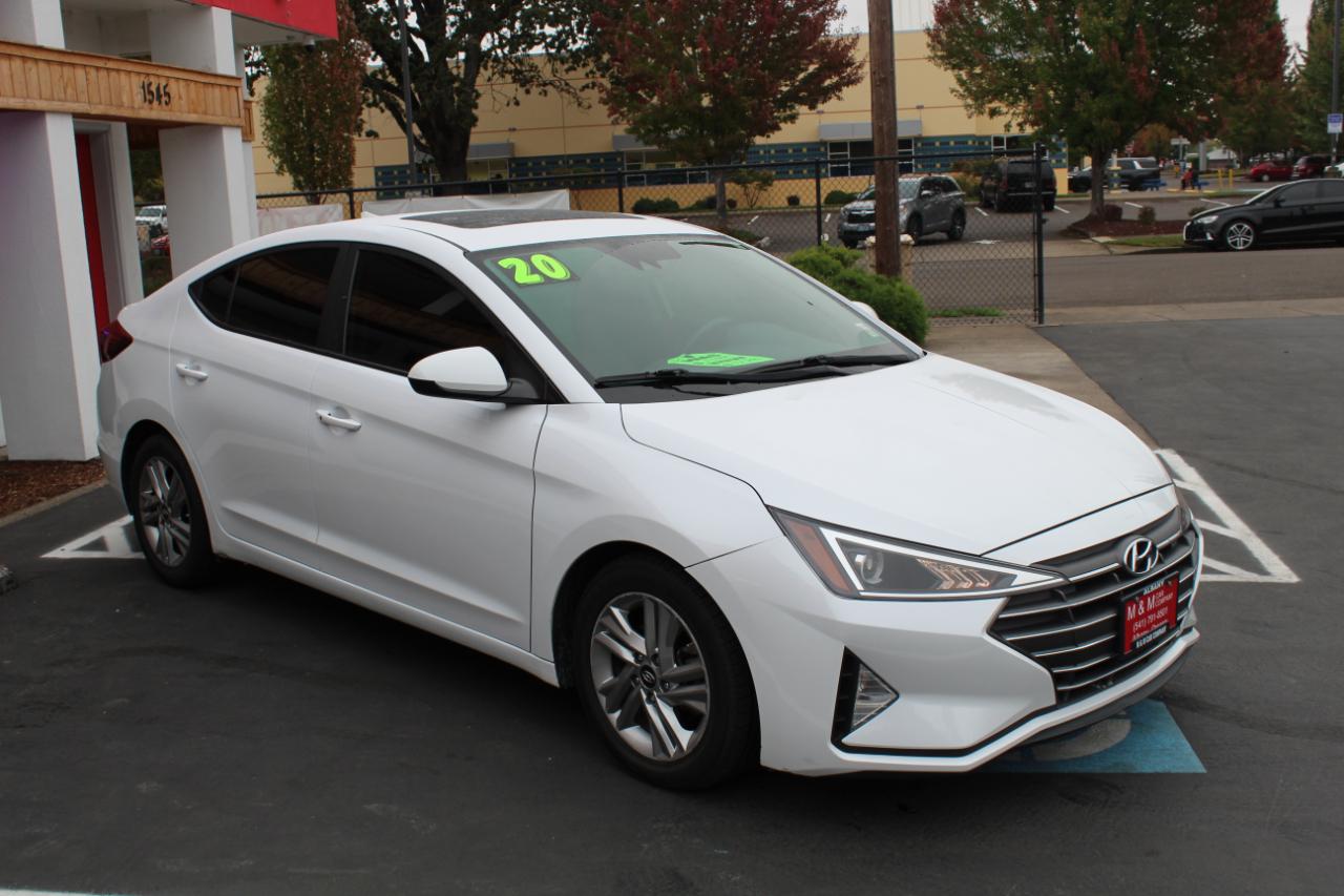 Hyundai Elantra photo 5