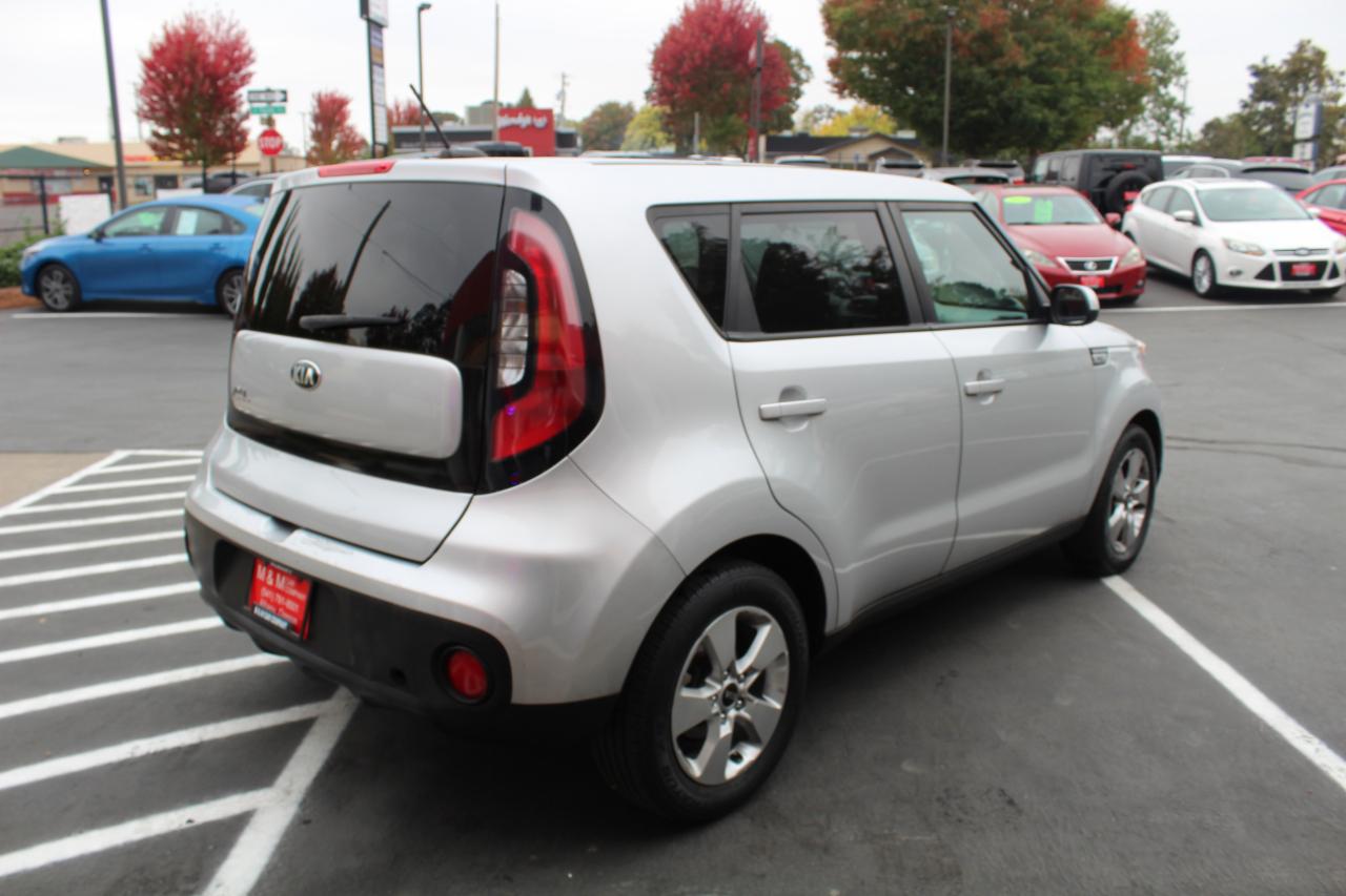 Kia Soul photo 8