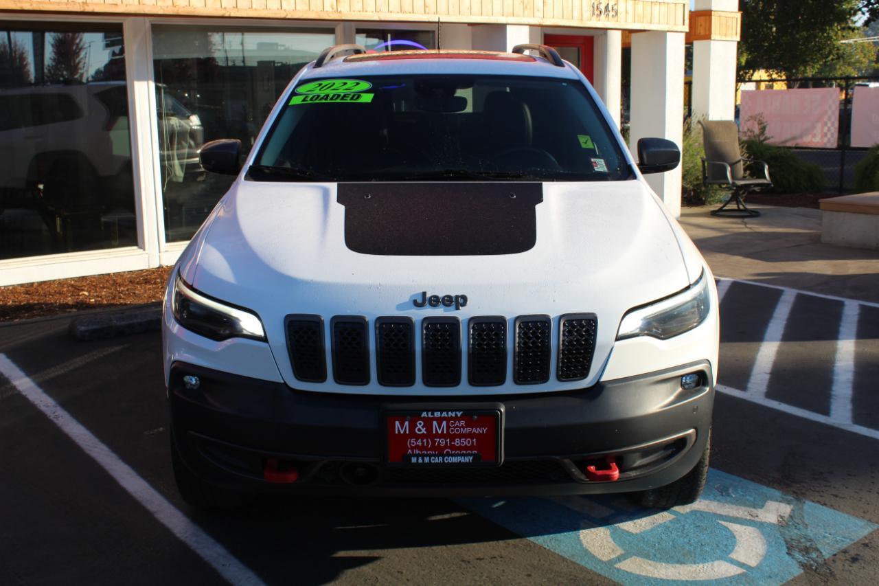 Jeep Cherokee photo 3