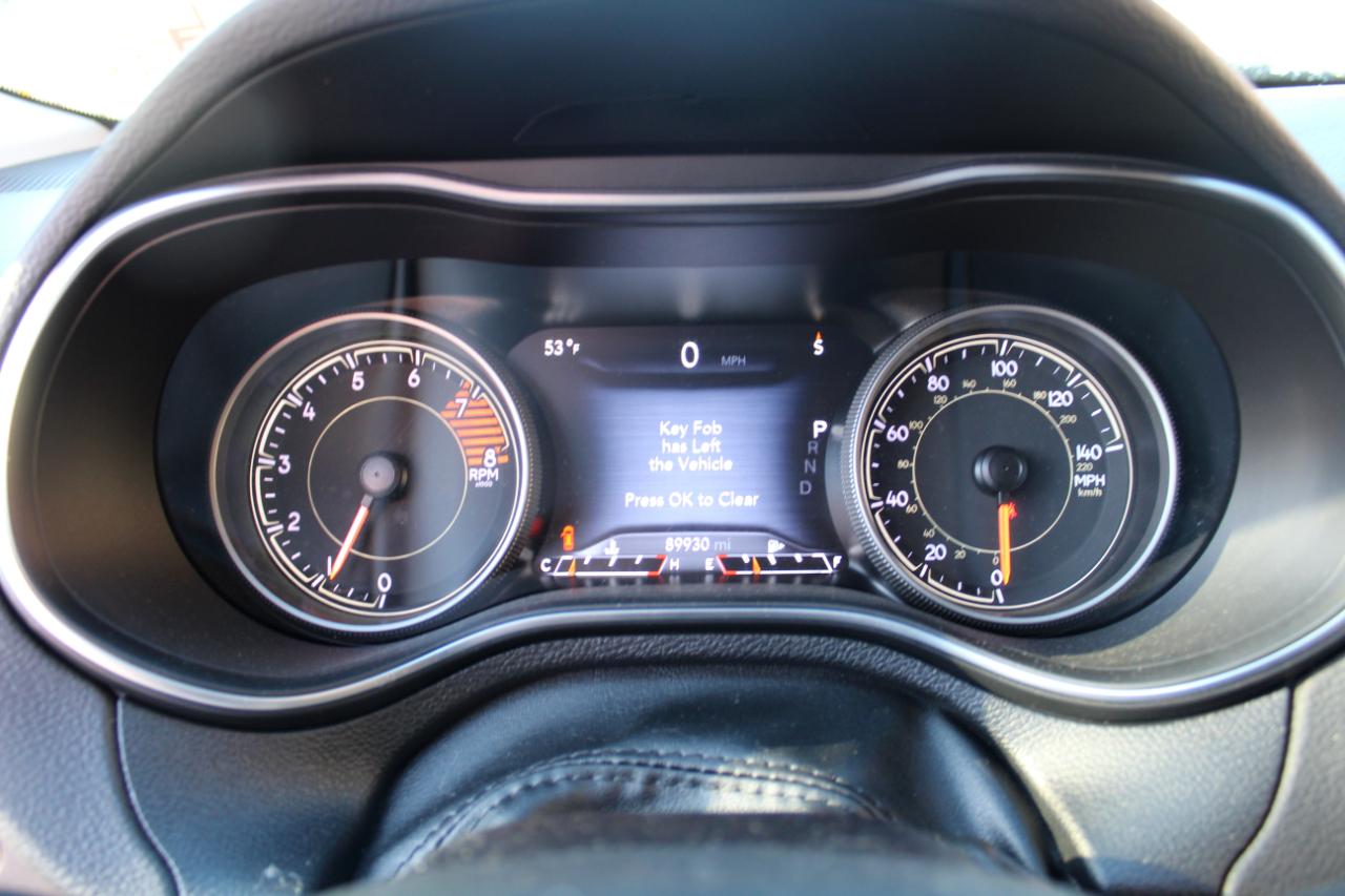 Jeep Cherokee photo 15