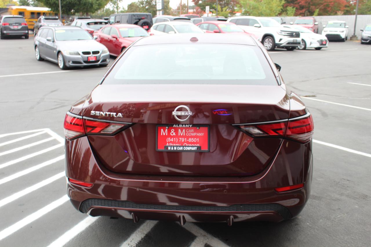 Nissan Sentra photo 9