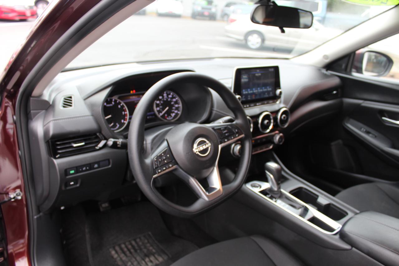 Nissan Sentra photo 13