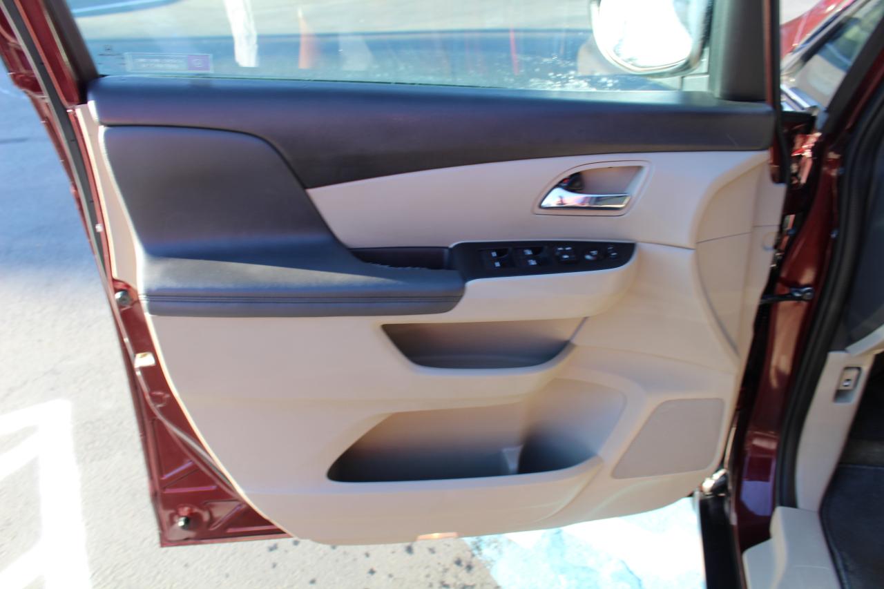 Honda Odyssey photo 13