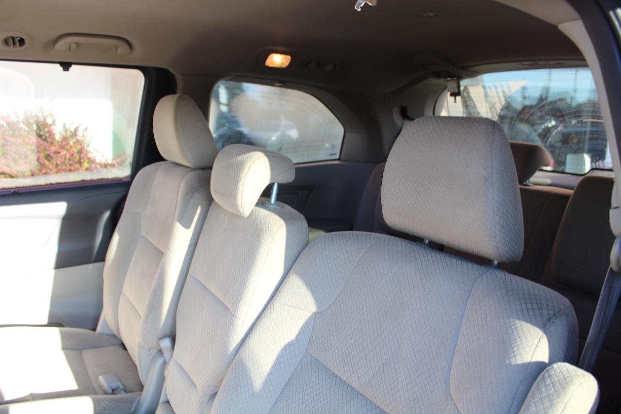 Honda Odyssey photo 25