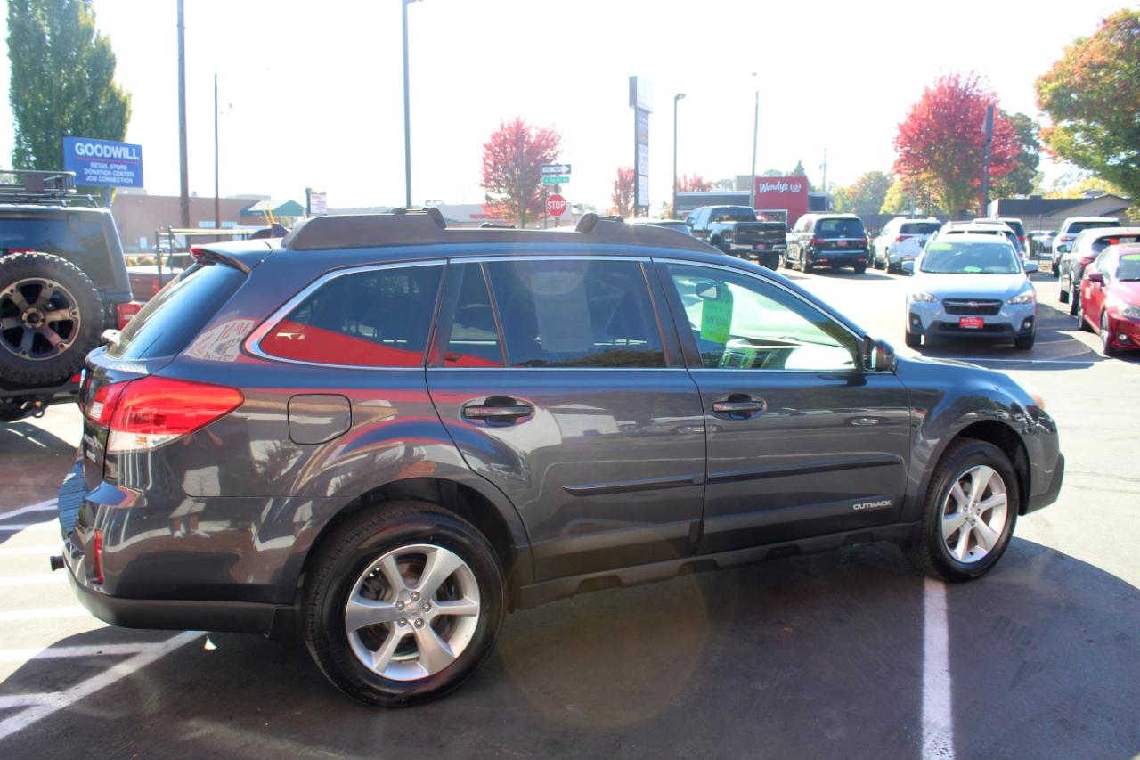 Subaru Outback photo 7