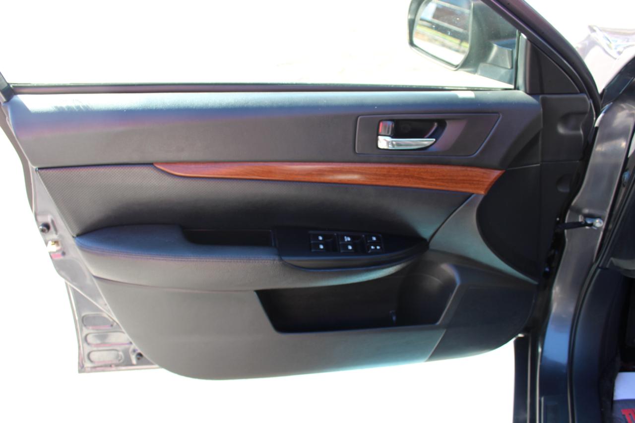 Subaru Outback photo 12
