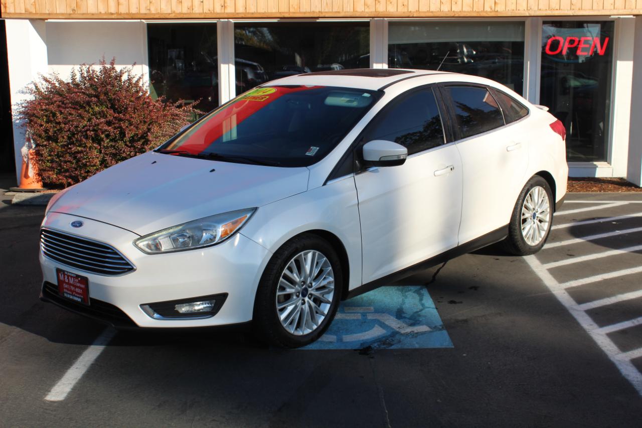 Ford Focus photo 2