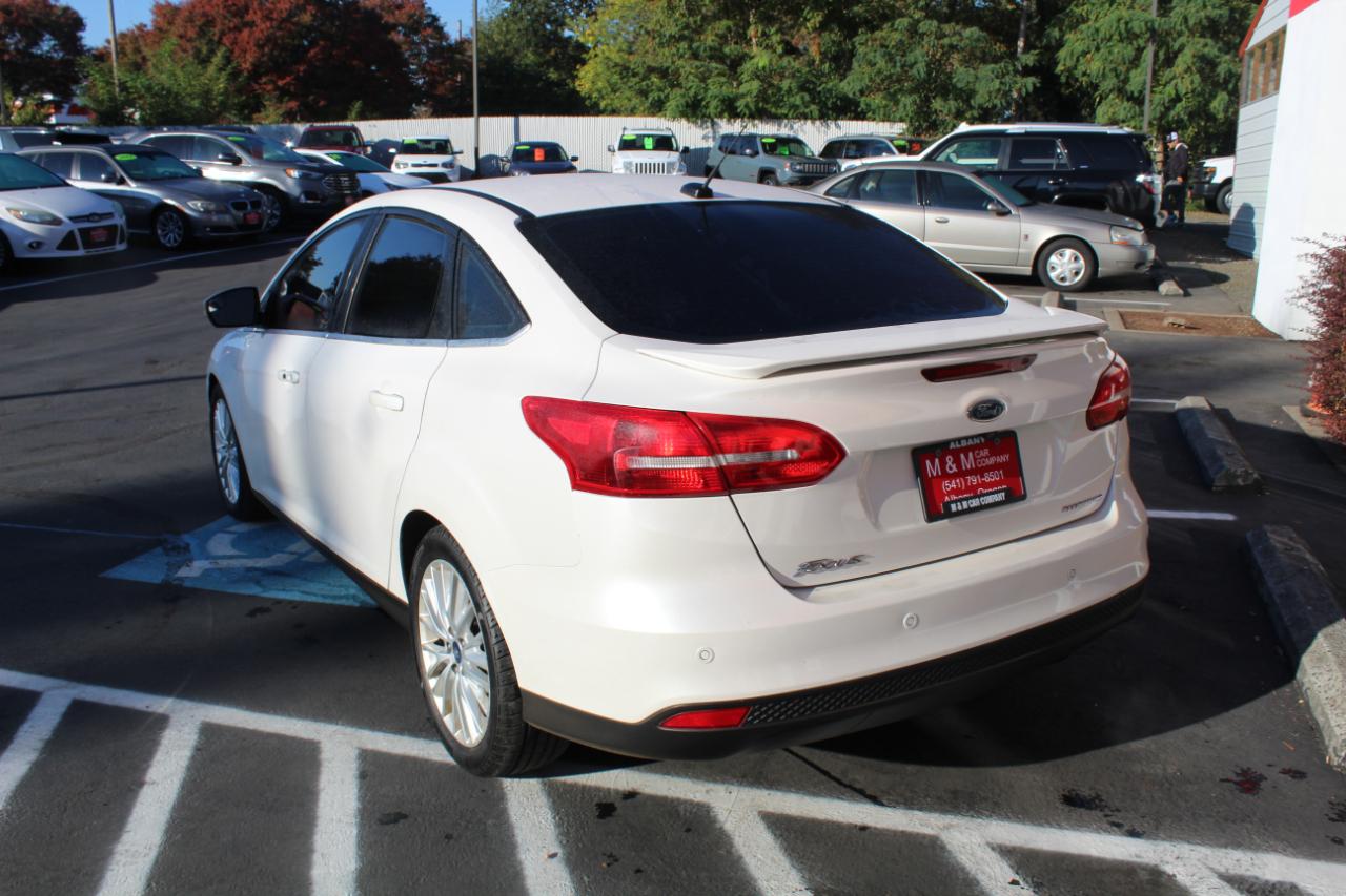 Ford Focus photo 11