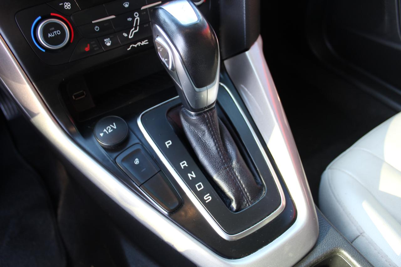 Ford Focus photo 21
