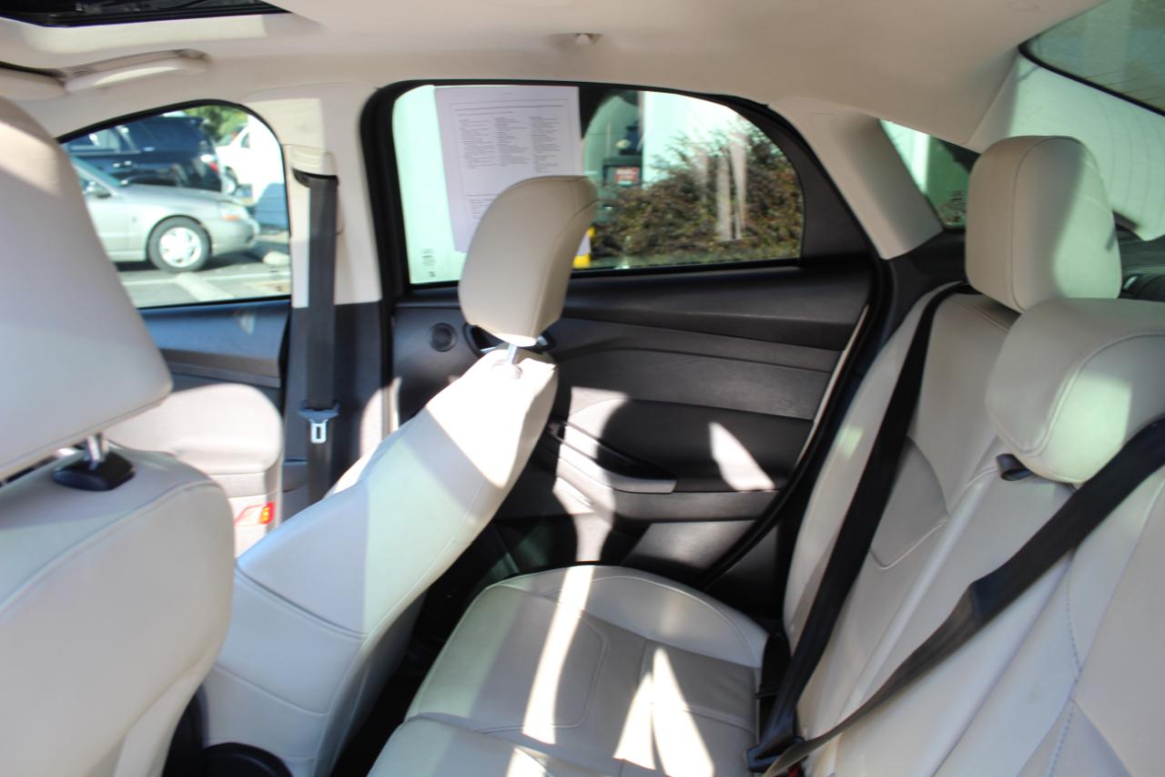 Ford Focus photo 25