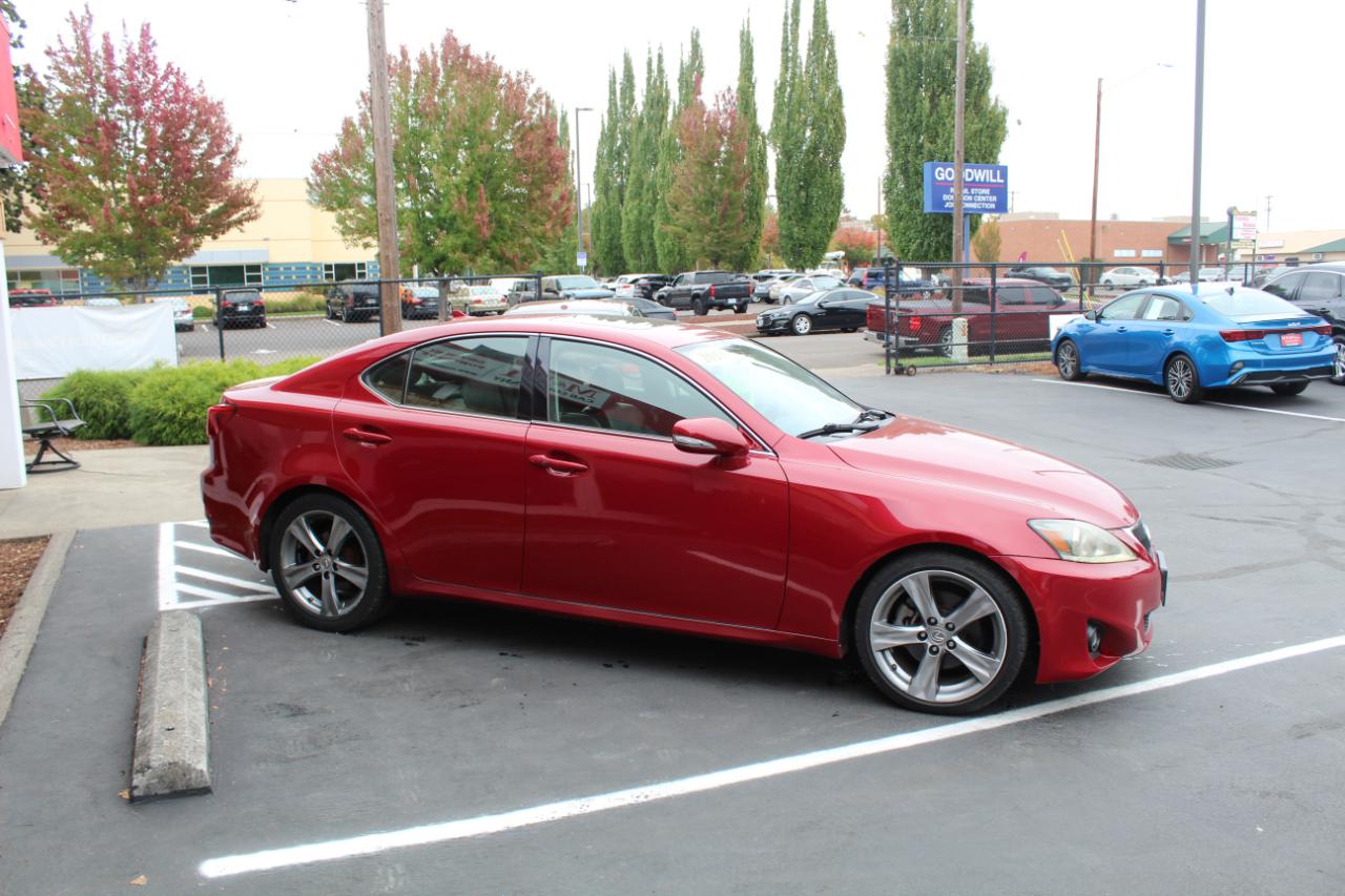 Lexus IS 250 4dr Sport Sdn Auto RWD 2013