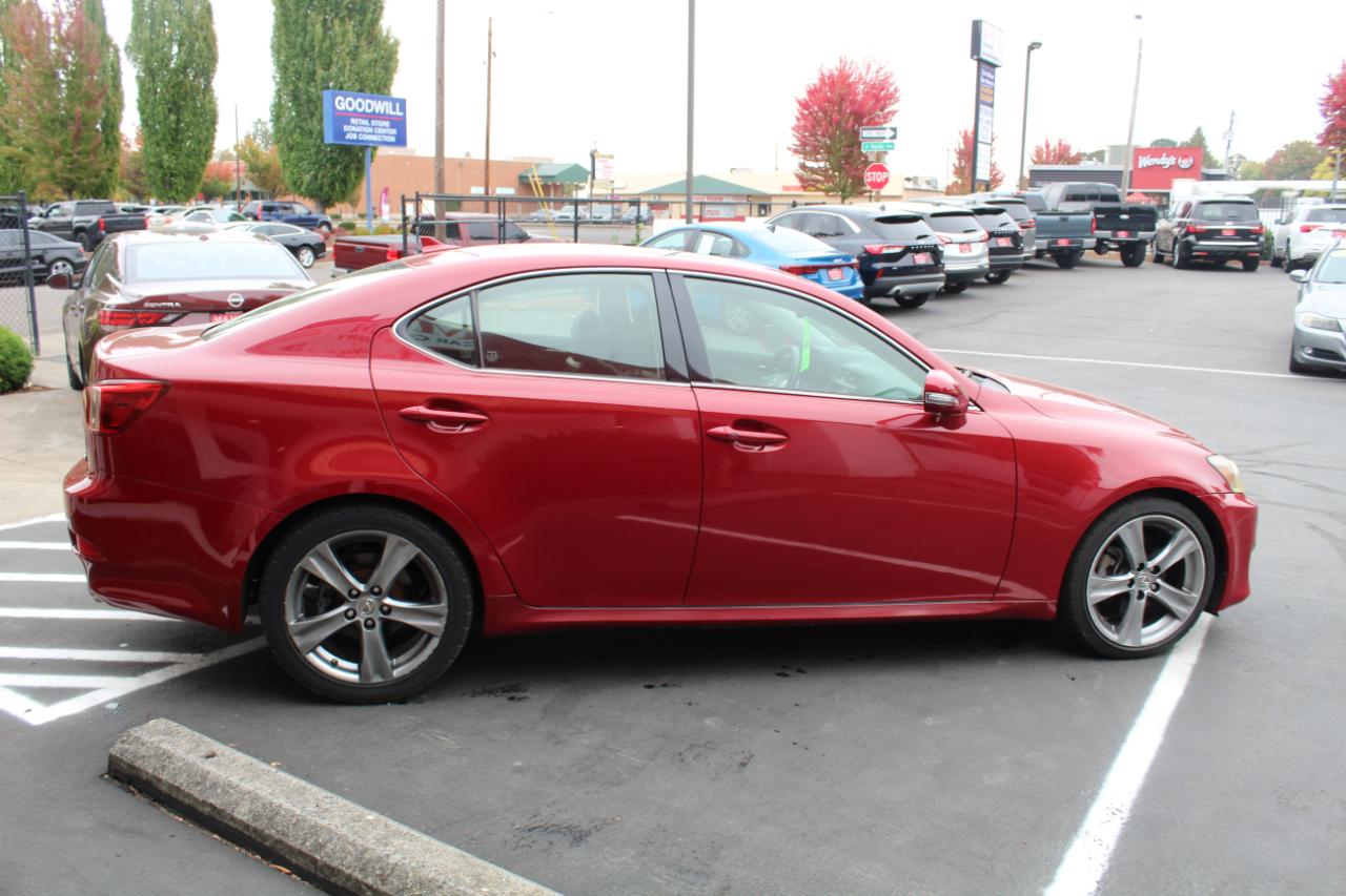 Lexus IS 250 4dr Sport Sdn Auto RWD 2013