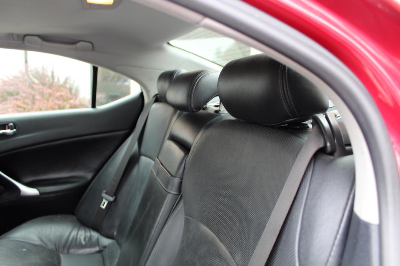 Lexus IS 250 4dr Sport Sdn Auto RWD 2013