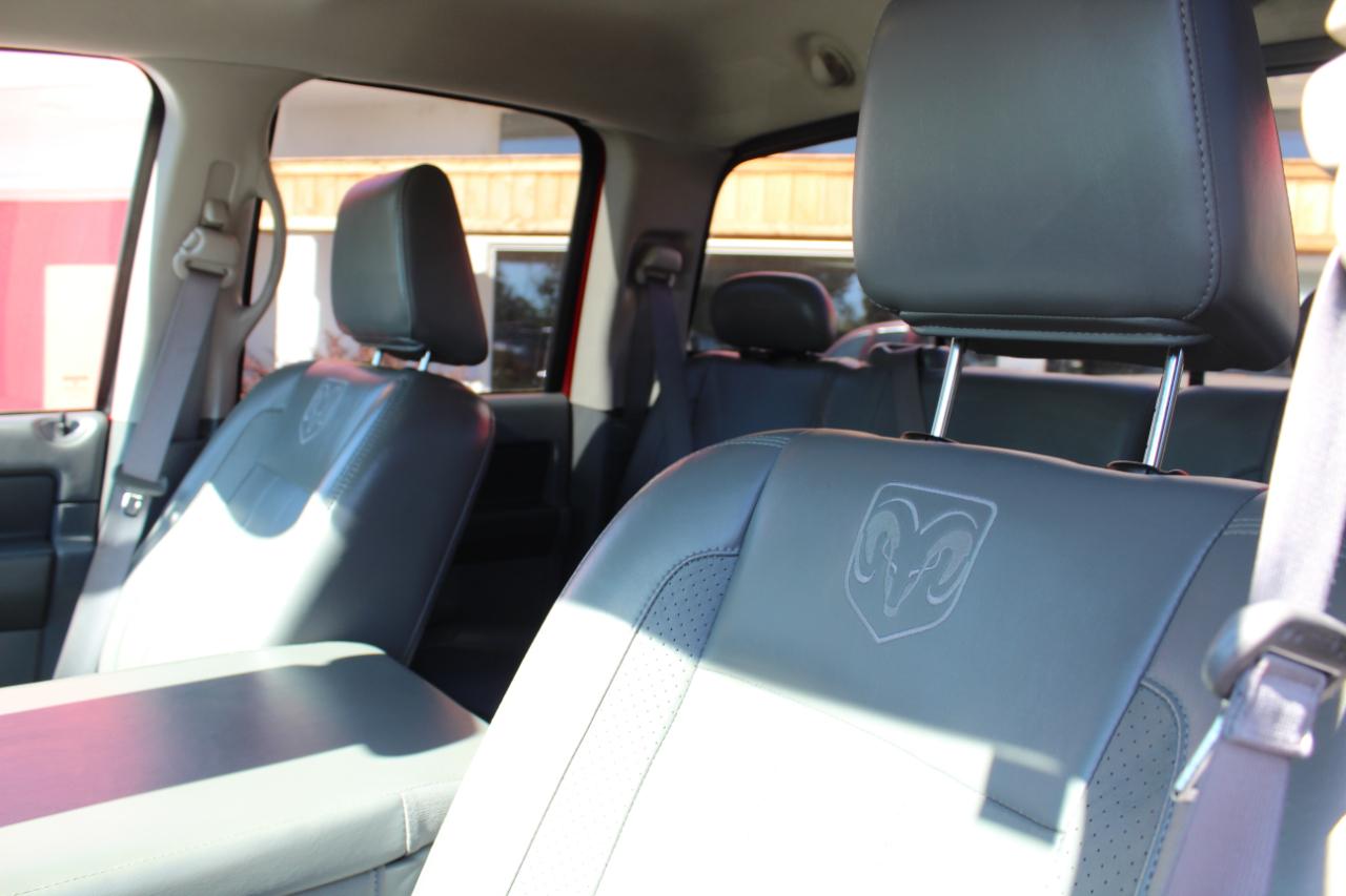 Dodge Ram 1500 4dr Quad Cab 140.5 4WD Laramie 2006