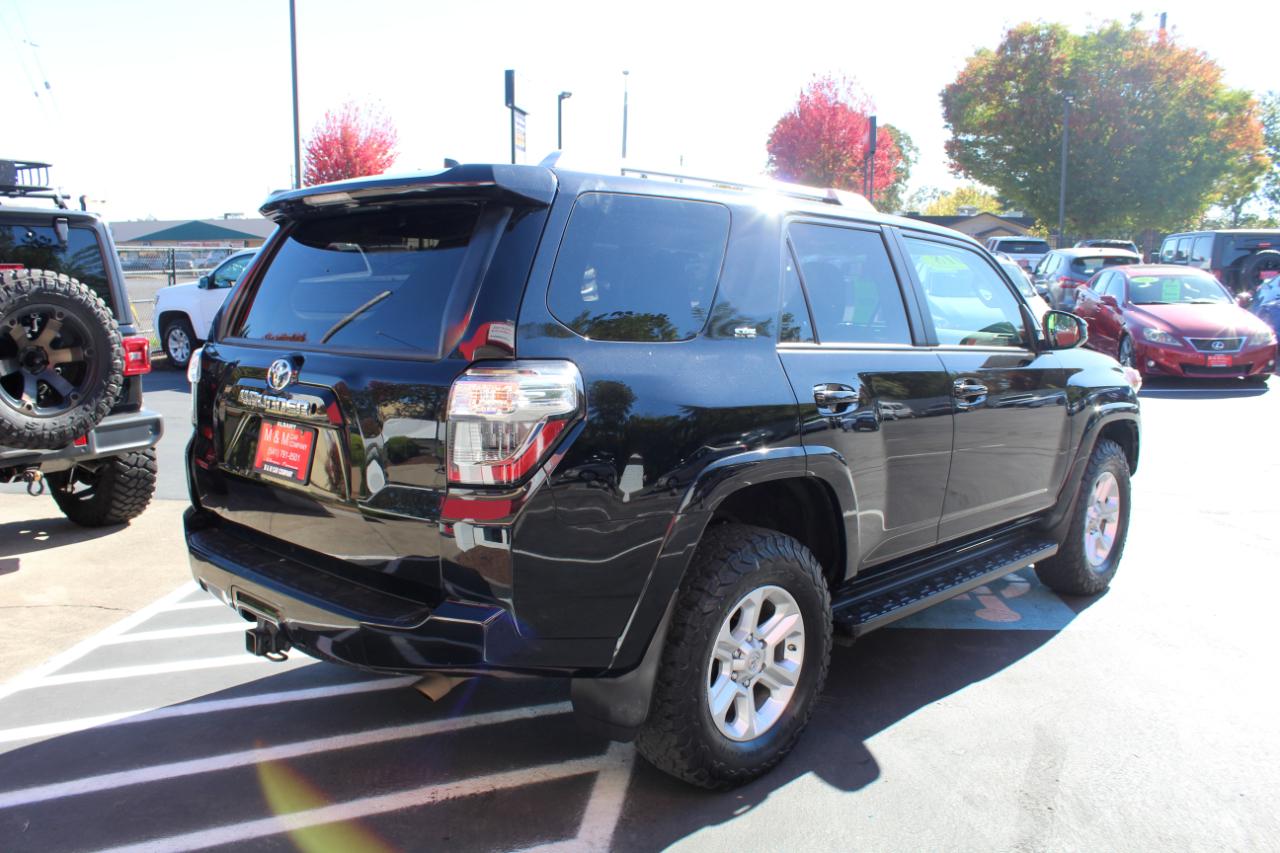 Toyota 4Runner SR5 4WD (Natl) 2018
