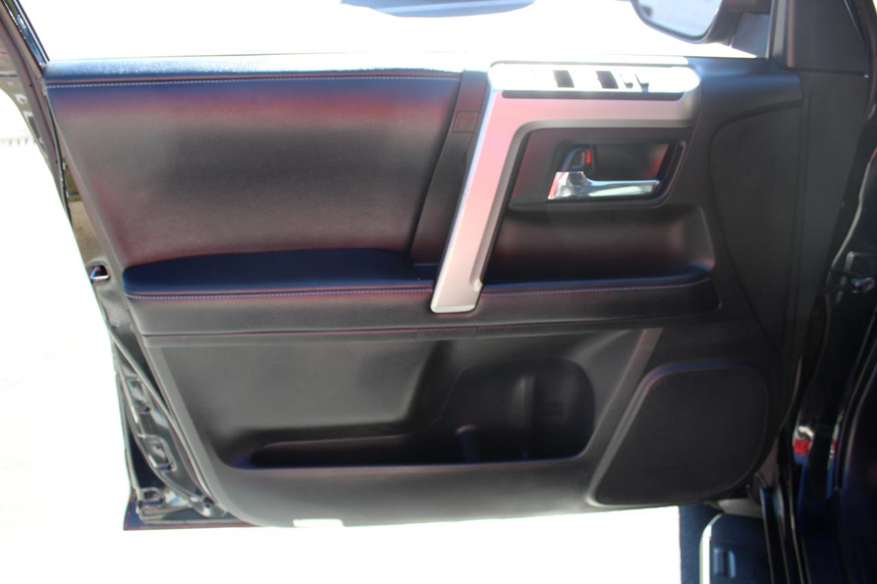 Toyota 4Runner SR5 4WD (Natl) 2018