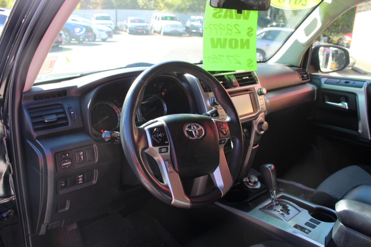 Toyota 4Runner SR5 4WD (Natl) 2018