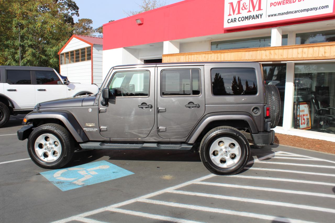 Jeep Wrangler Unlimited 4WD 4dr Sahara 2014