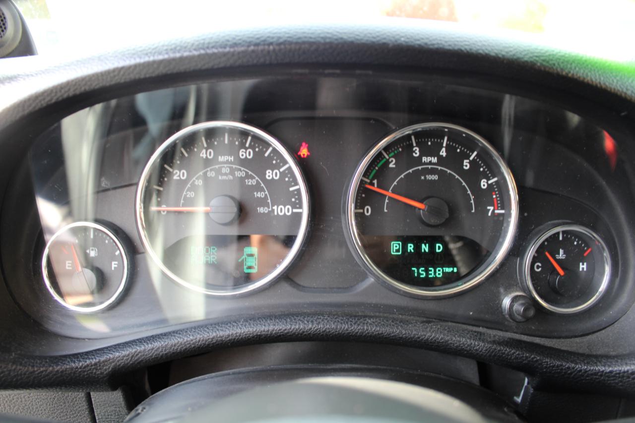 Jeep Wrangler Unlimited 4WD 4dr Sahara 2014