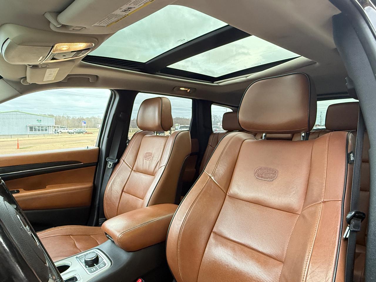 Jeep Grand Cherokee Overland 4WD 2011