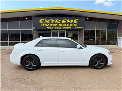 2022 Chrysler 300  2022 Chrysler 300