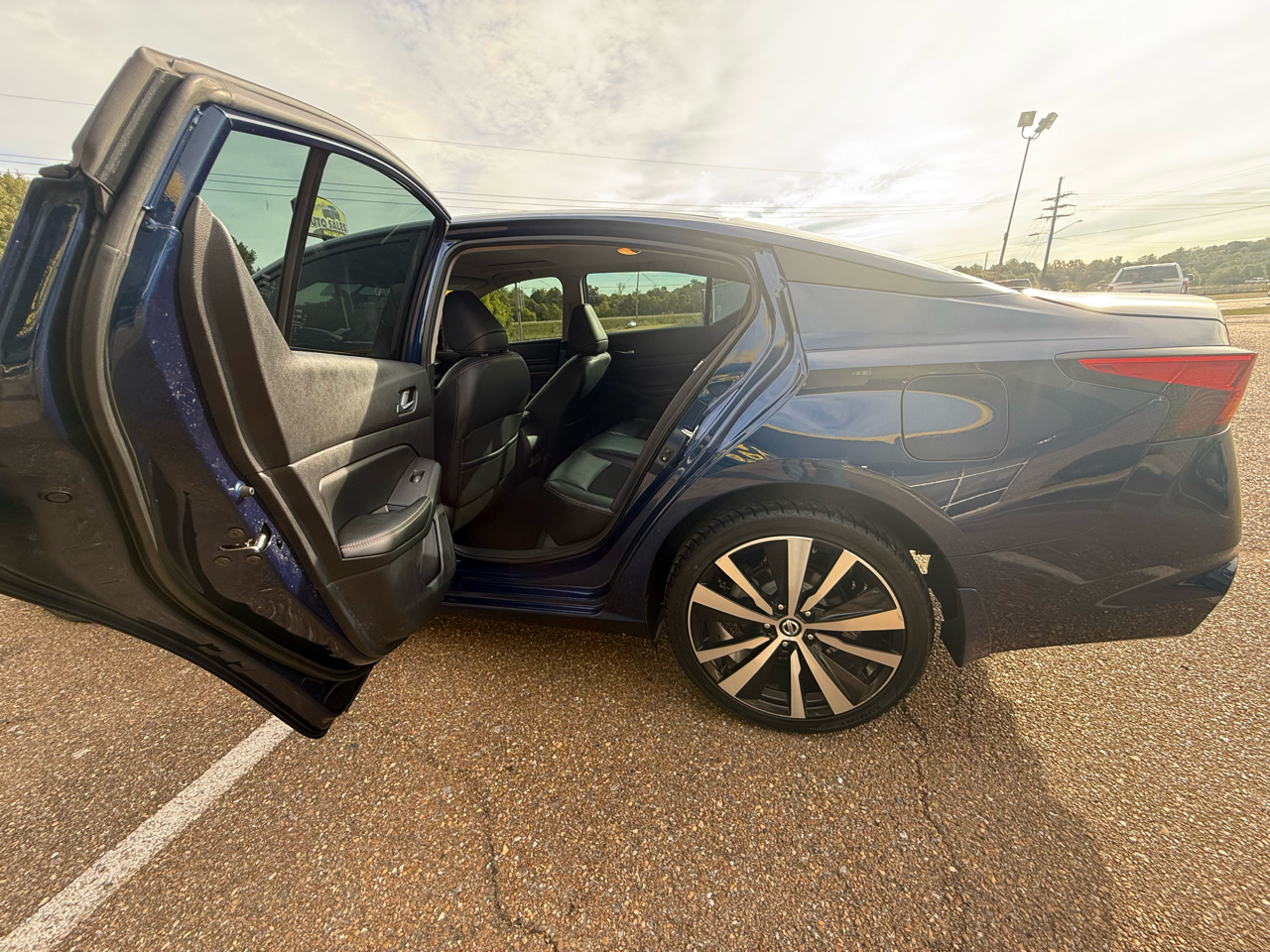 Nissan Altima 2.5 SR AWD 2019 Nissan Altima 2.5 SR AWD 2019