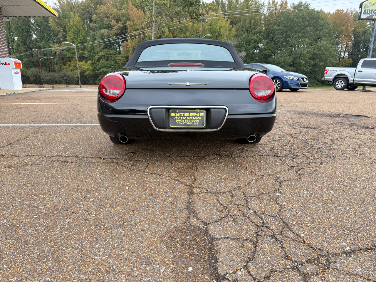 Ford Thunderbird Deluxe 2002 Ford Thunderbird Deluxe 2002