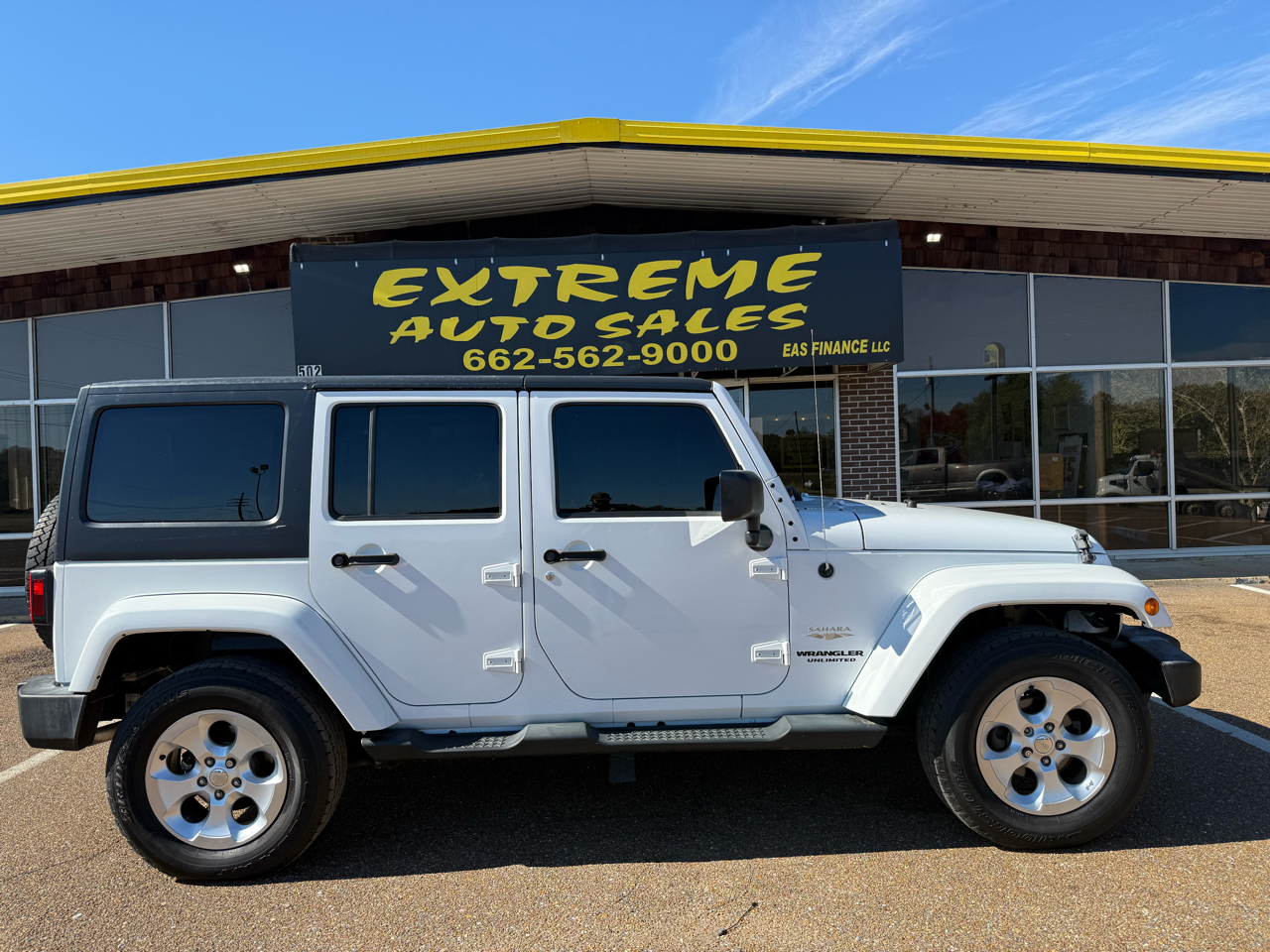 2013 Jeep Wrangler Unlimited Sahara 4WD