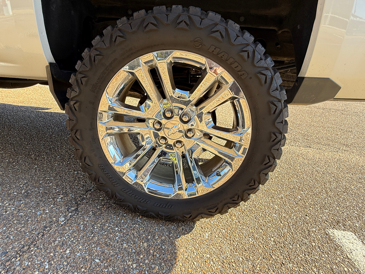 Chevrolet Silverado 1500 High Country Crew Cab Short Box 4WD 2018