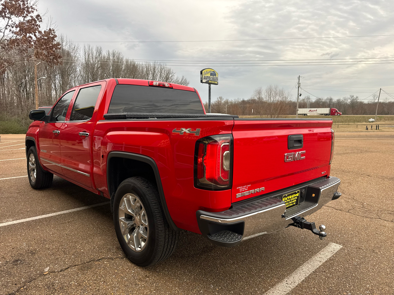 GMC Sierra 1500 SLT Crew Cab Long Box 4WD 2017