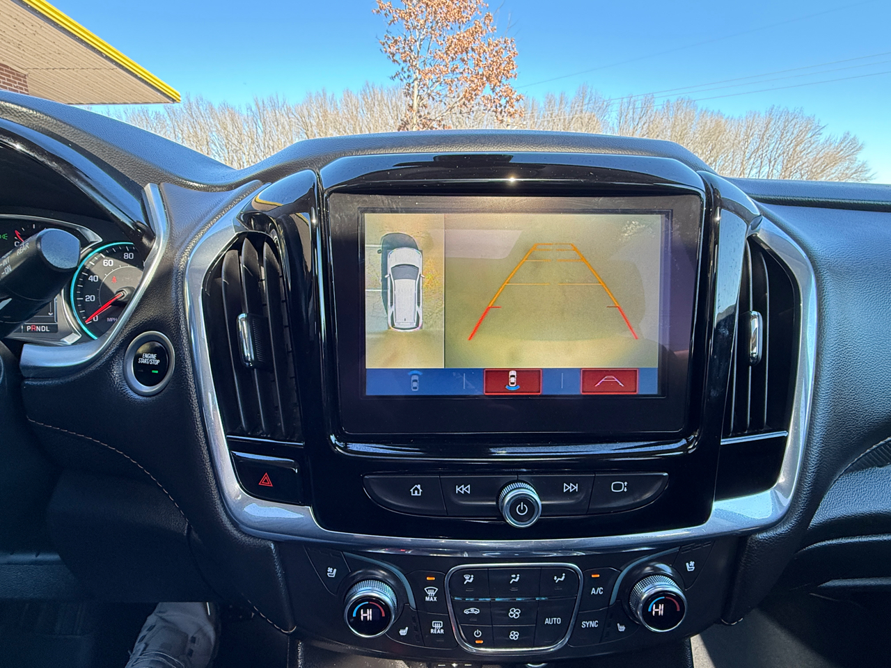 Chevrolet Traverse 4dr LT w/1LT 2019