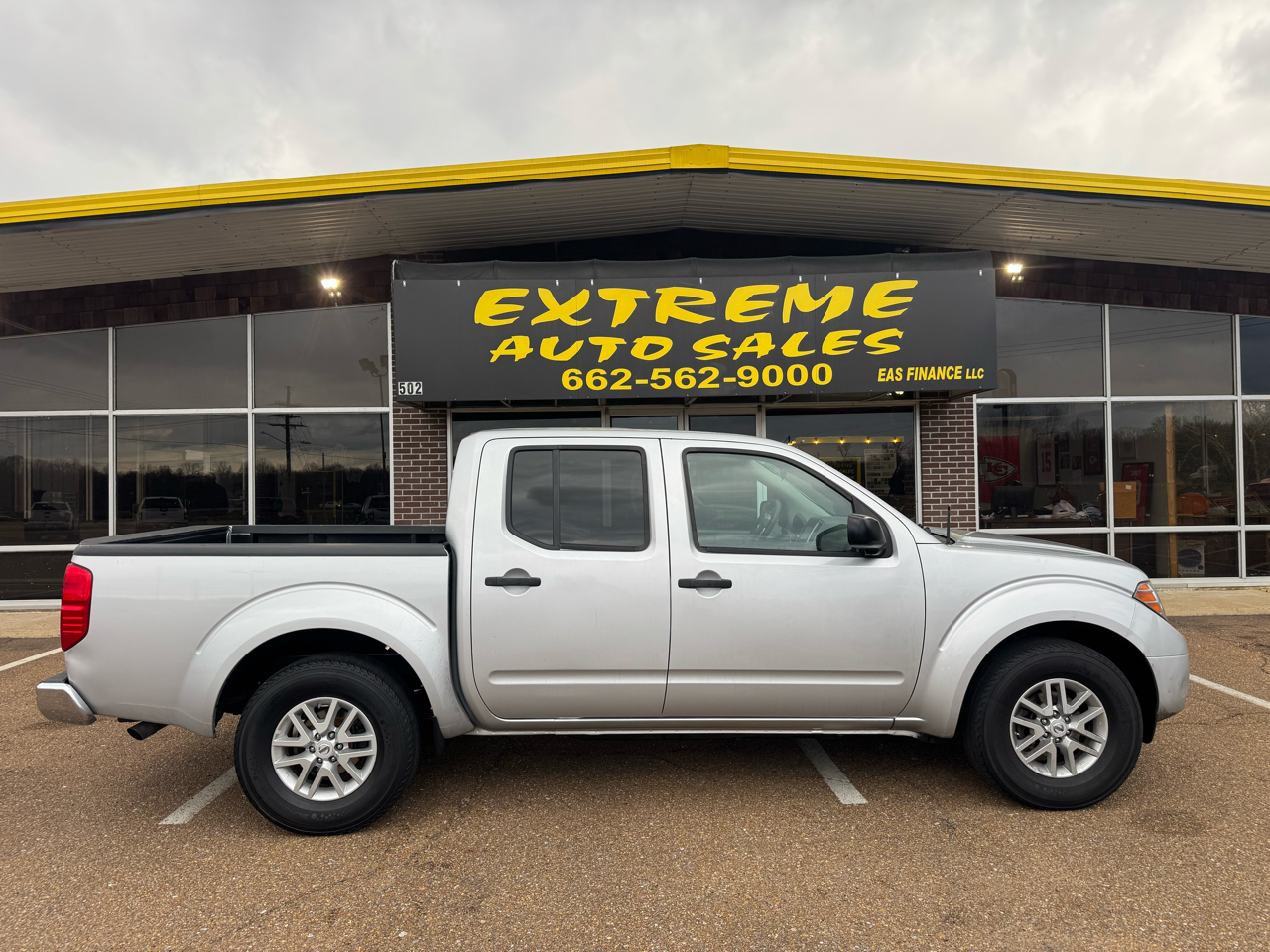 Nissan Frontier S Crew Cab 6MT 2WD 2019