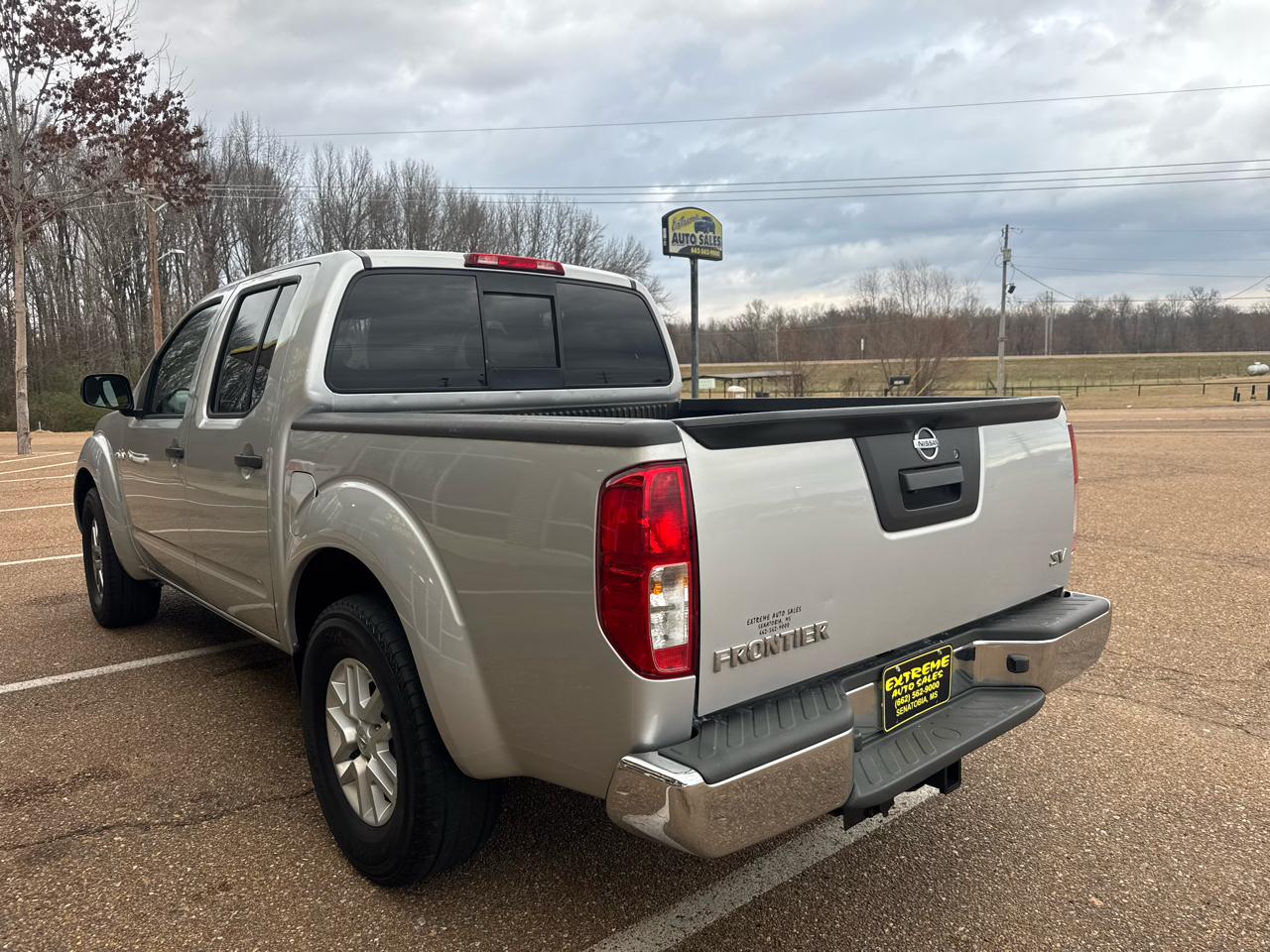 Nissan Frontier S Crew Cab 6MT 2WD 2019