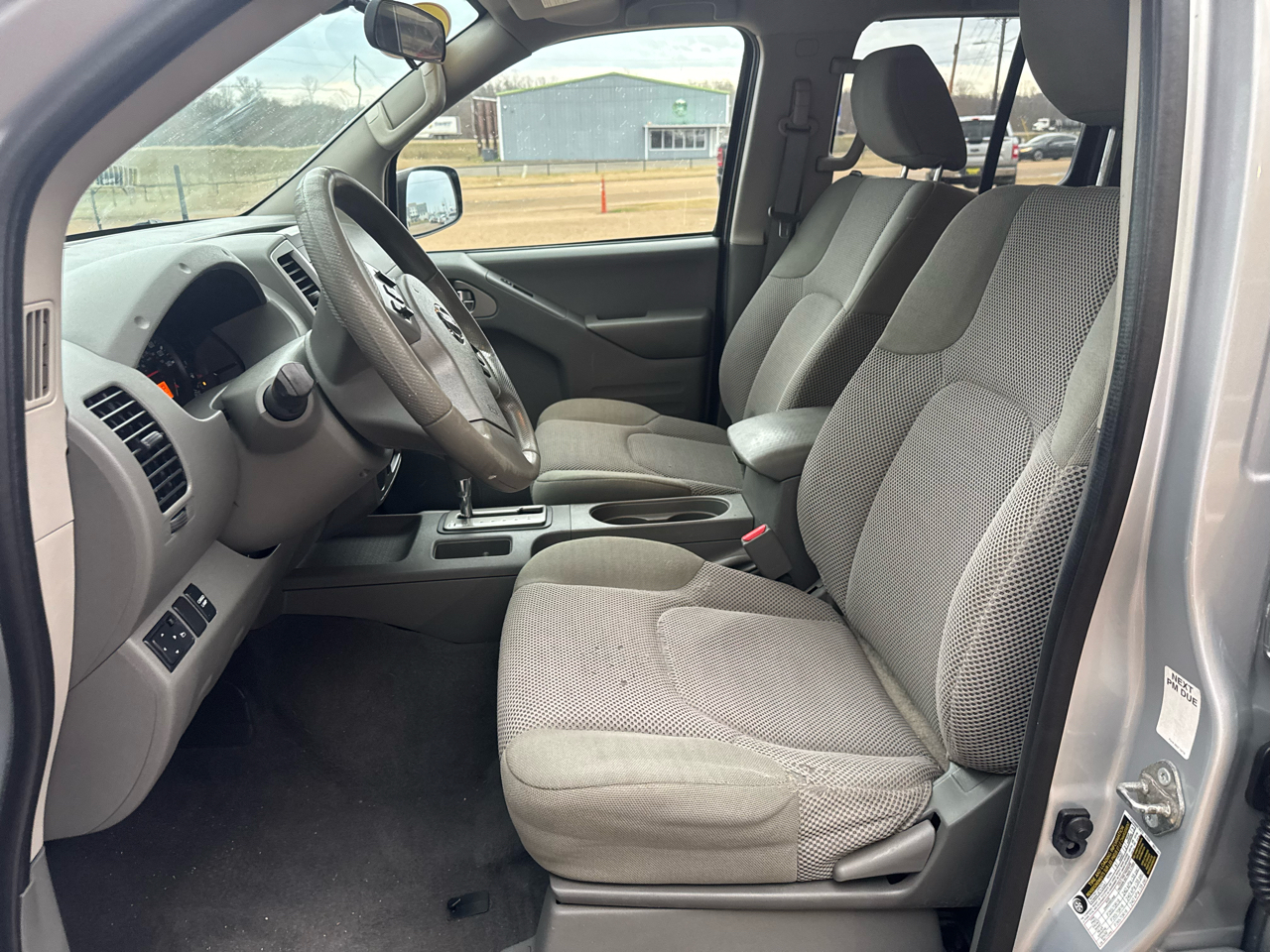 Nissan Frontier S Crew Cab 6MT 2WD 2019