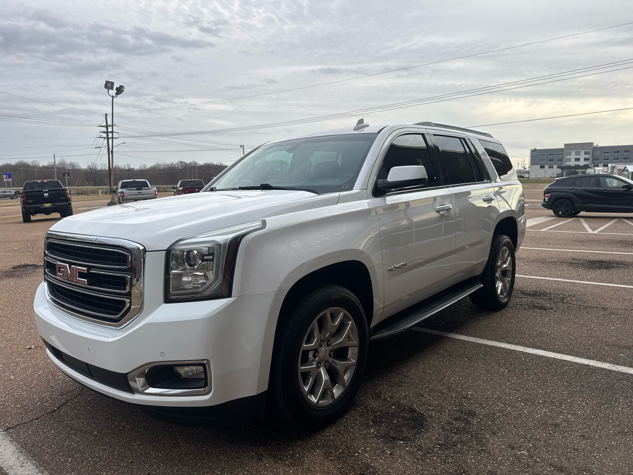 GMC Yukon SLE 4WD 2015