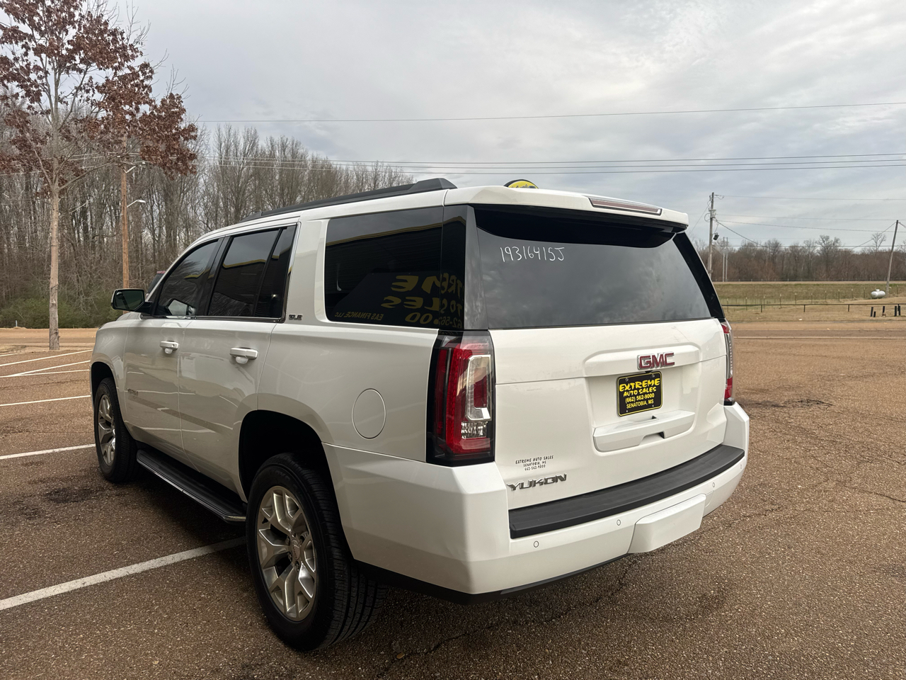 GMC Yukon SLE 4WD 2015