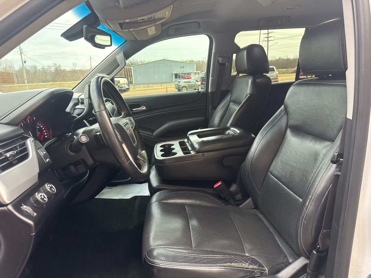 GMC Yukon SLE 4WD 2015