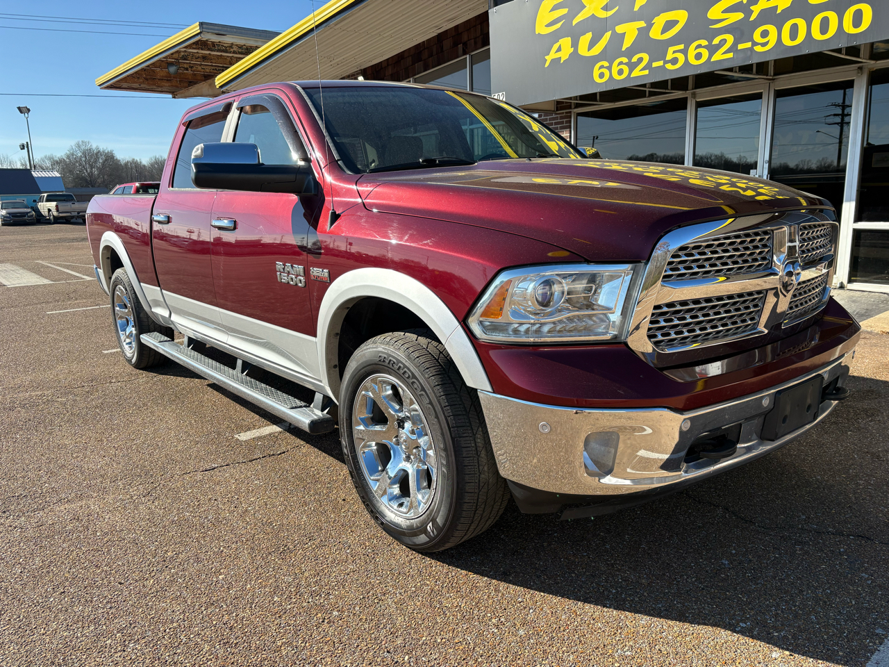 RAM 1500 Laramie Crew Cab LWB 4WD 2016