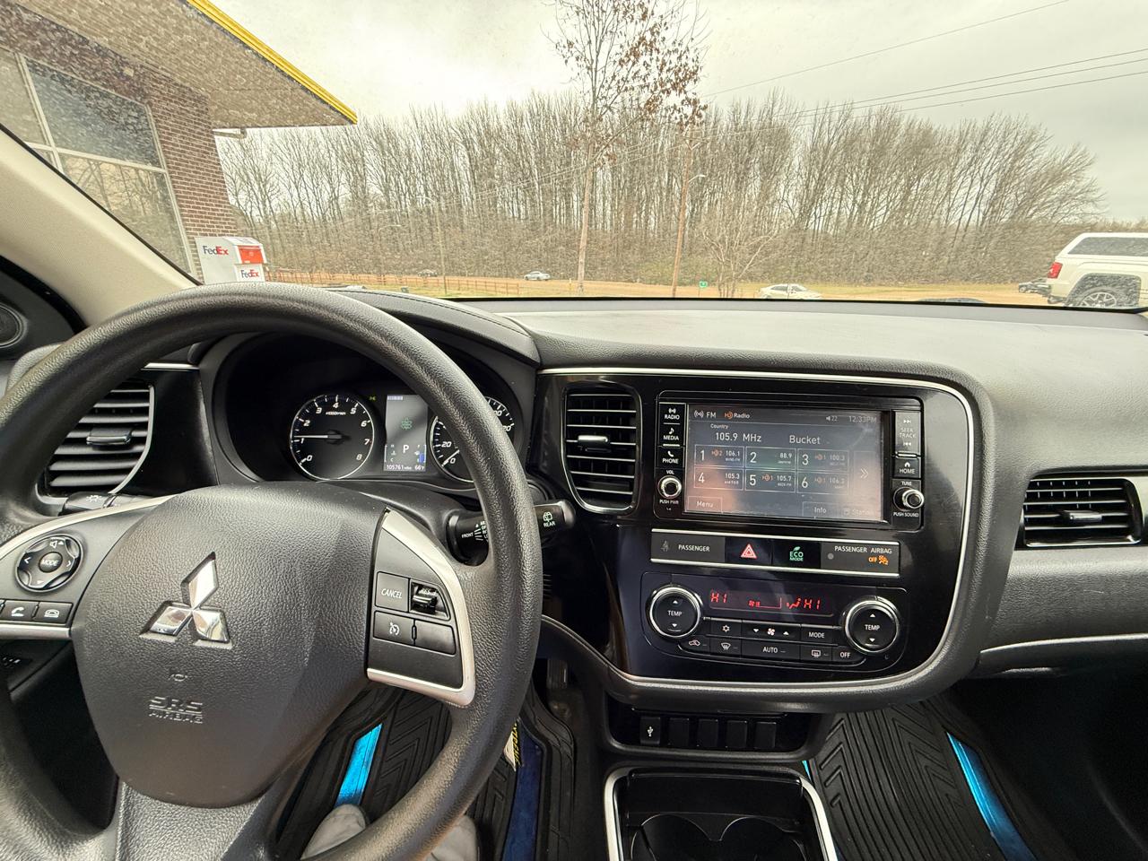 Mitsubishi Outlander SEL AWD 2019