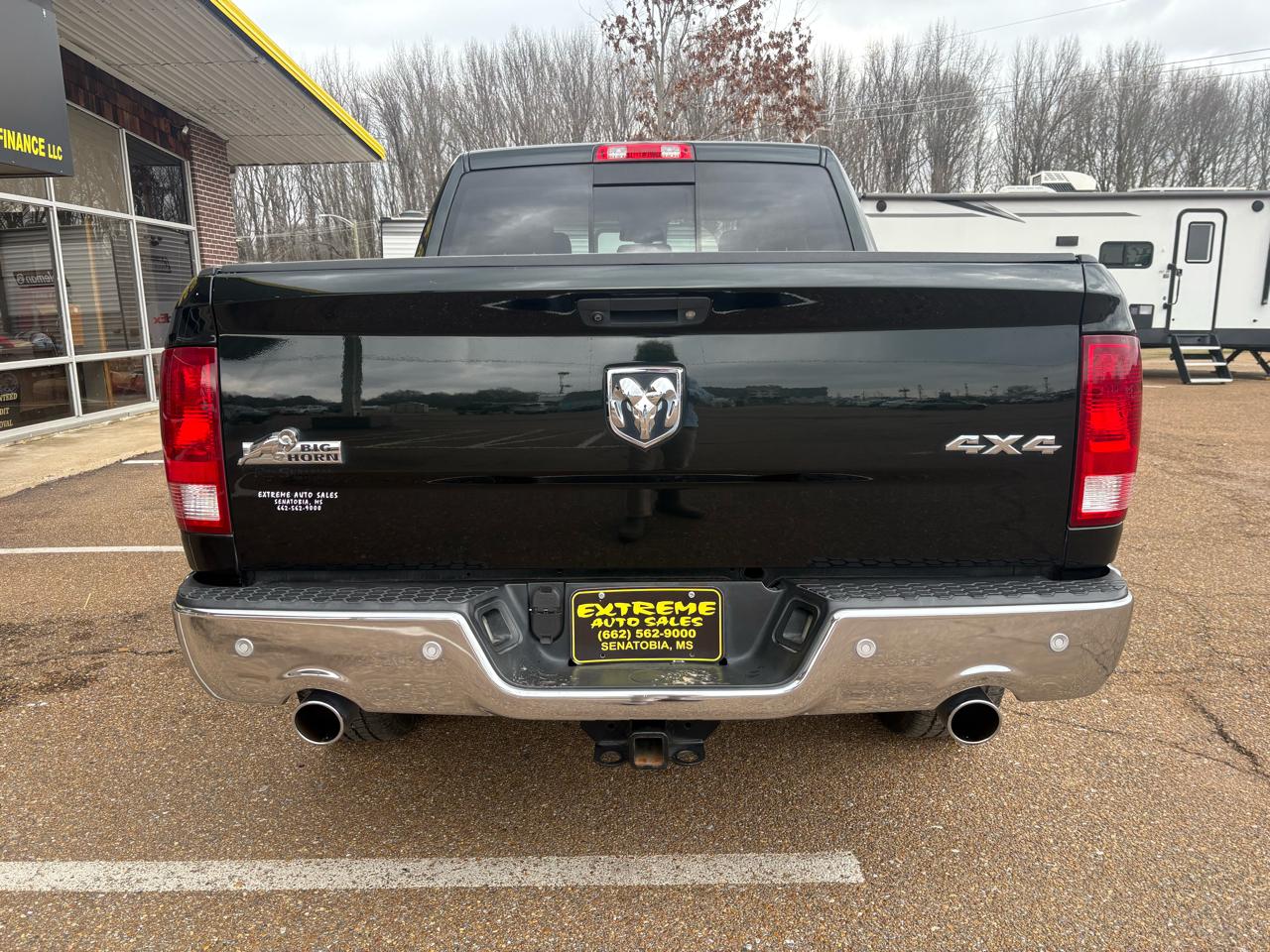 RAM 1500 SLT Crew Cab SWB 4WD 2016