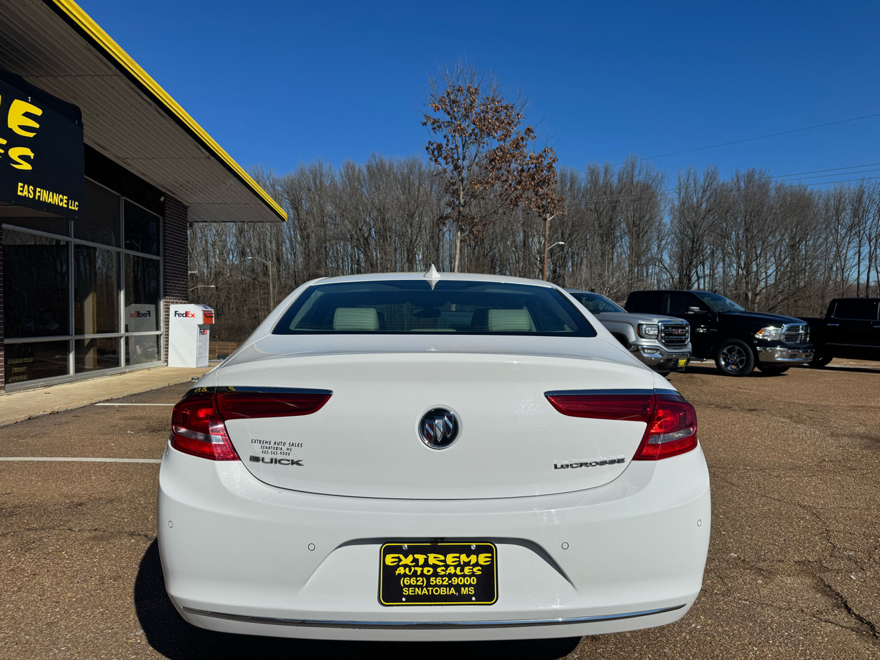 Buick LaCrosse Essence 4D Sedan FWD 2018
