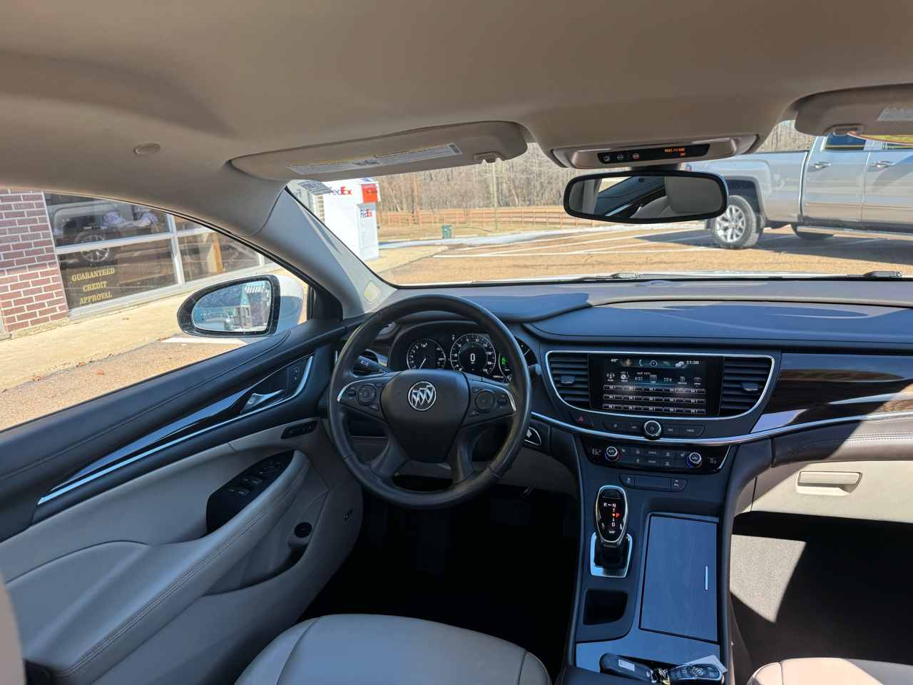 Buick LaCrosse Essence 4D Sedan FWD 2018