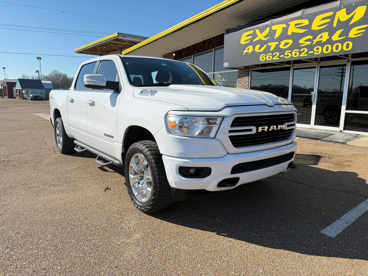 RAM 1500 Big Horn Crew Cab SWB 4WD 2020