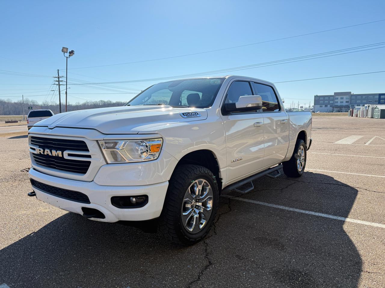 RAM 1500 Big Horn Crew Cab SWB 4WD 2020