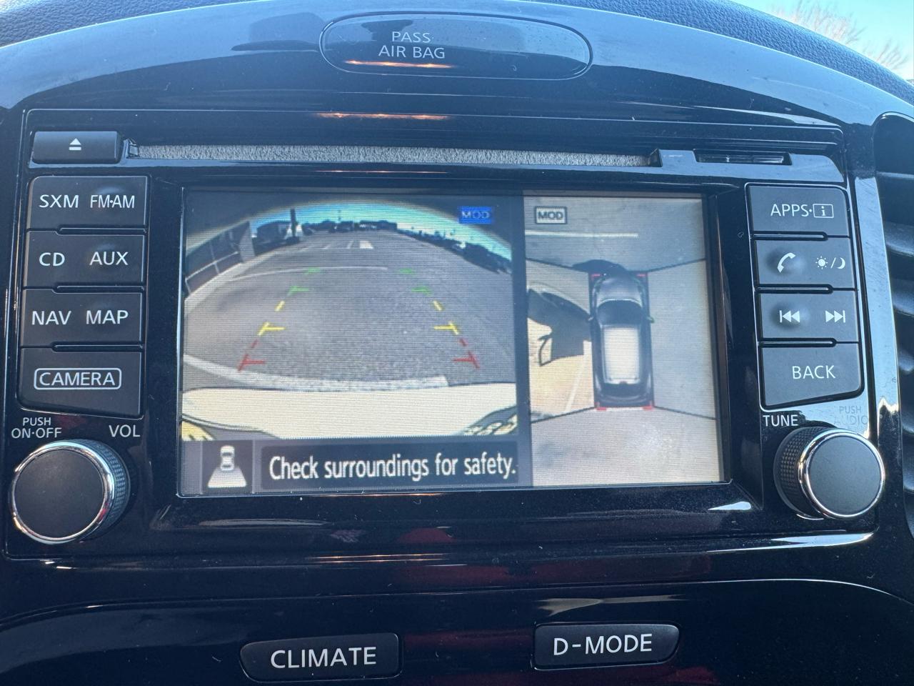 Nissan Juke S AWD 2015