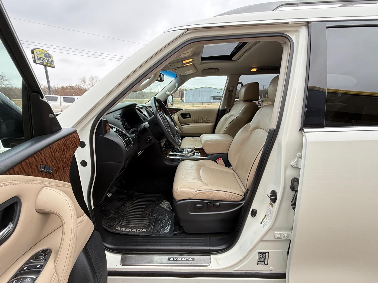 Nissan Armada Platinum AWD 2017