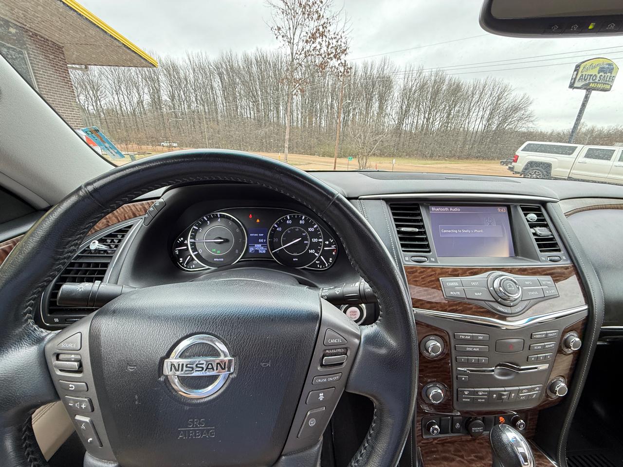 Nissan Armada Platinum AWD 2017